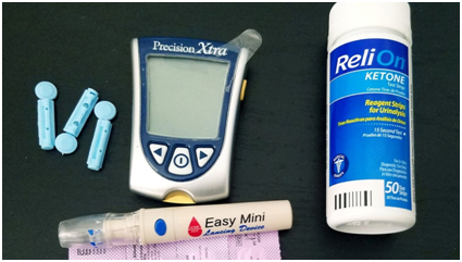 A device for measuring ketosis determines the presence of ketones in breath, blood, and urine, providing an exact biomarker of your level of ketosis.